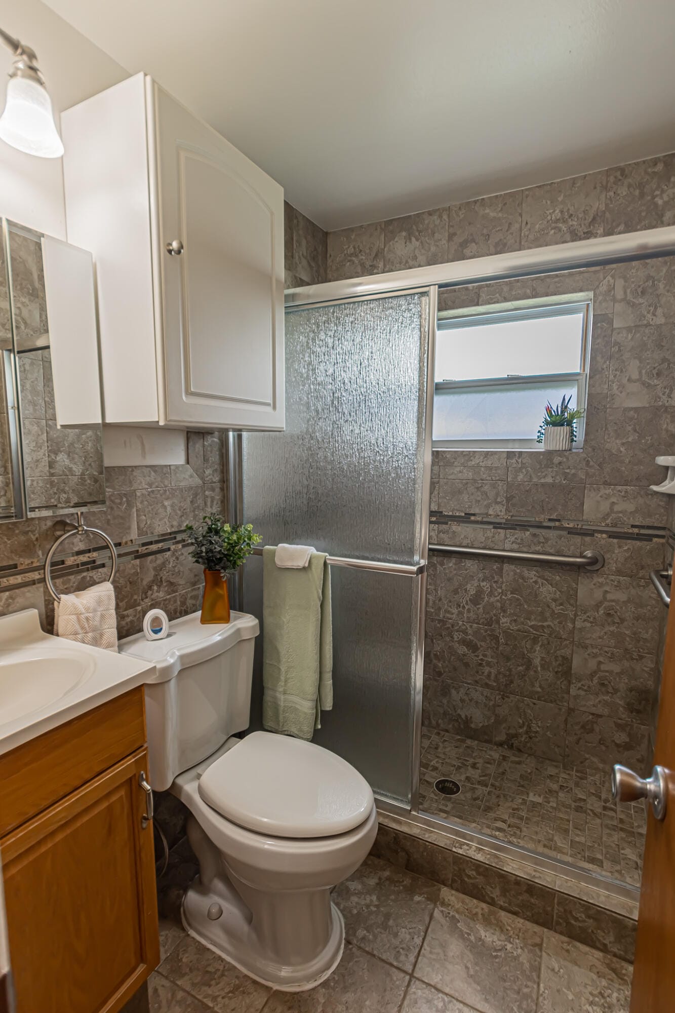 332 Ashley Street — photo 8