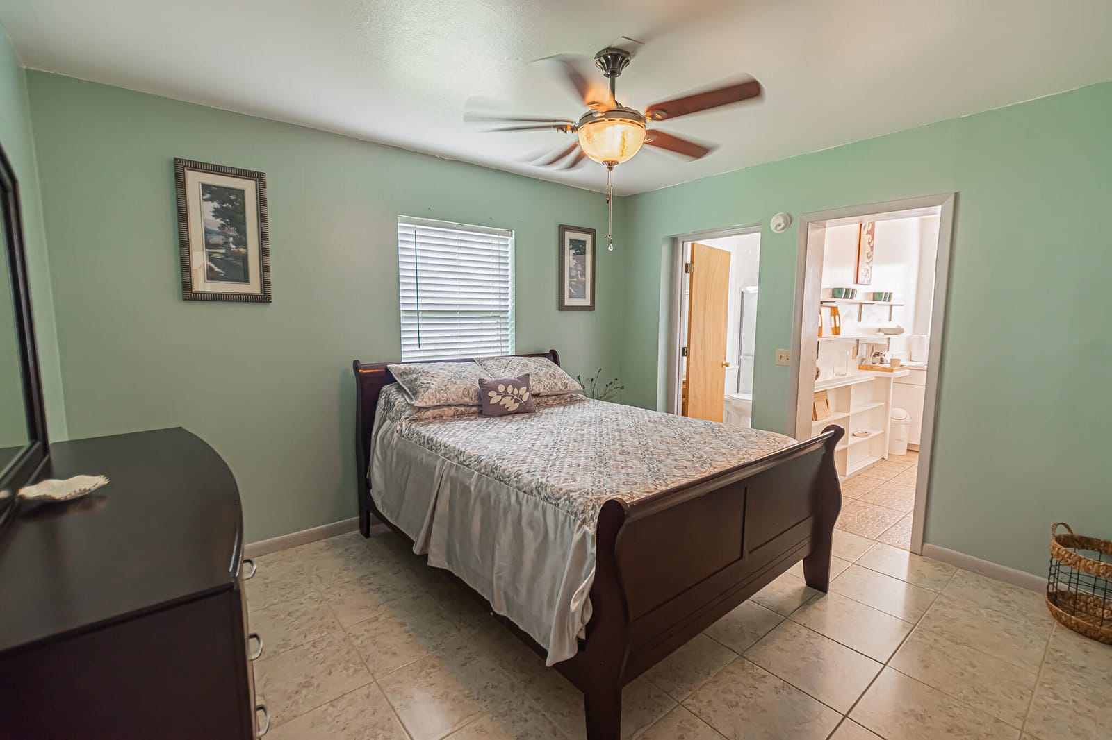 332 Ashley Street — photo 10