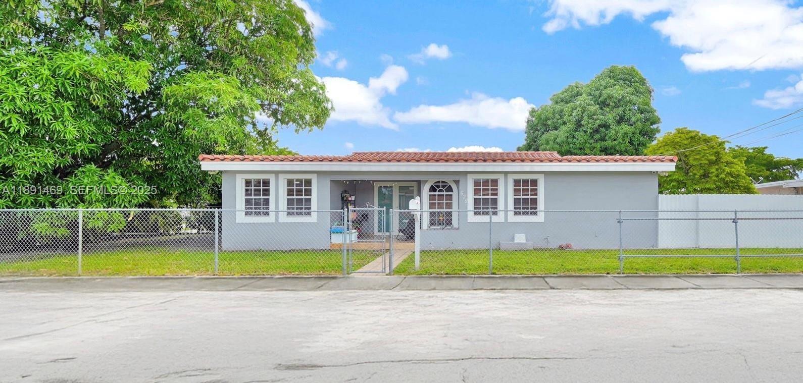 525 SW 68th Avenue, Miami, FL 33144