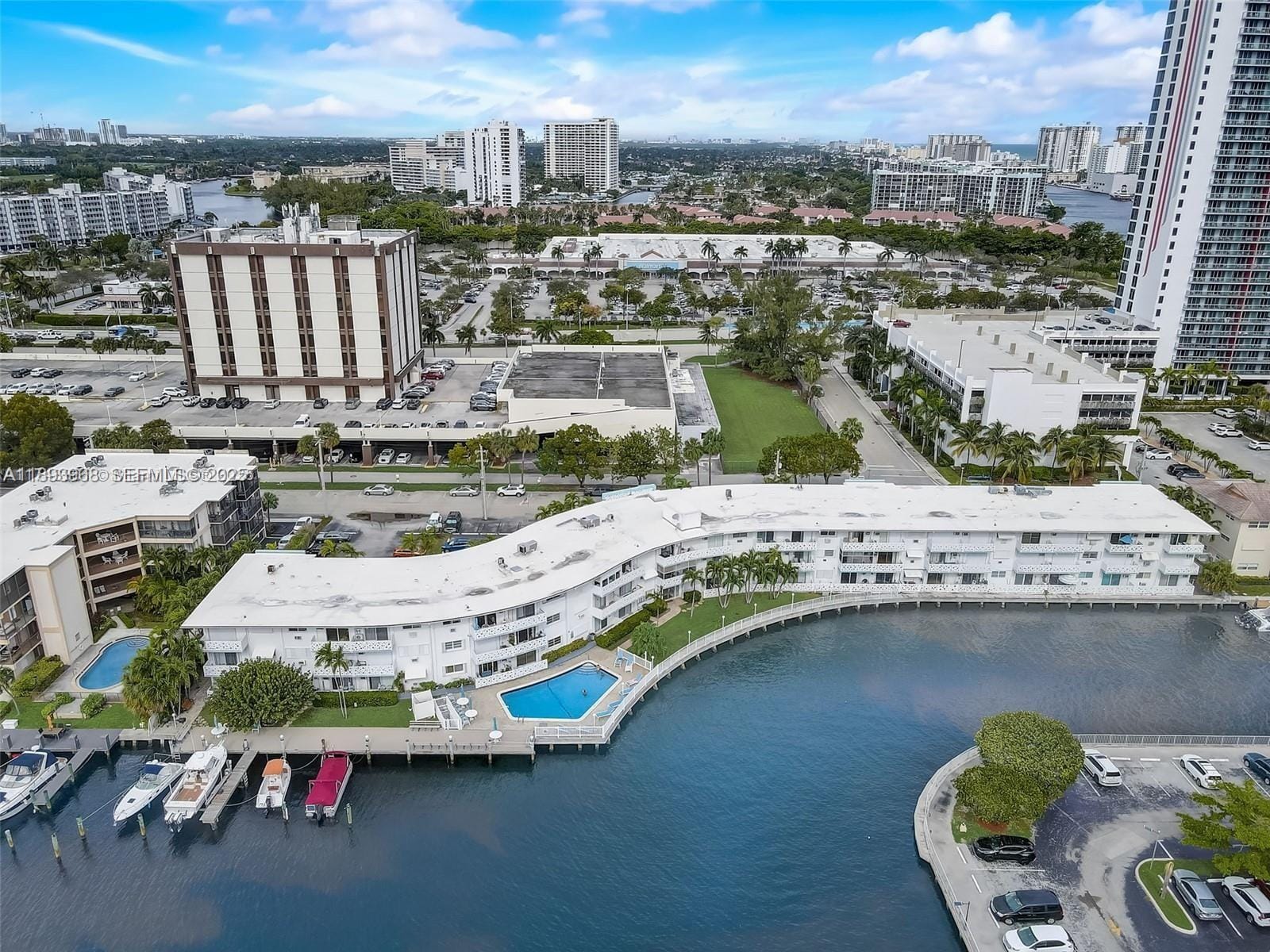 2500 Diana Drive 306, Hallandale Beach, FL 33009 photo 2