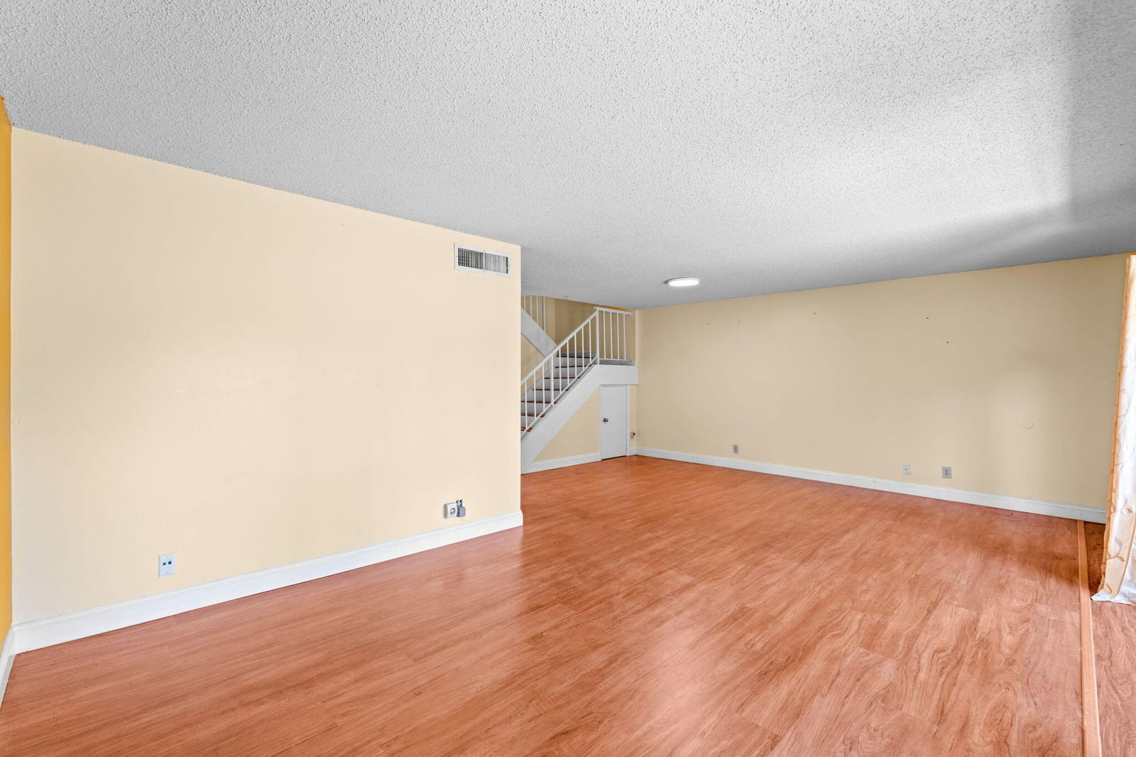 5850 NW 57th Avenue 5 — photo 9