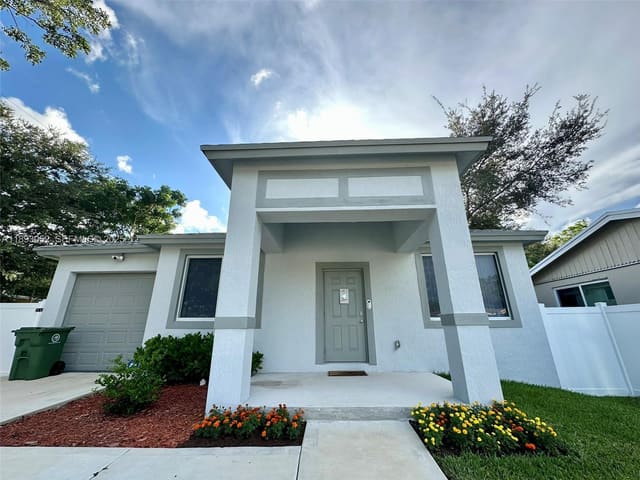 409 NW 13th Avenue, sold in First Add To Tuskegee Par, Fort Lauderdale, FL