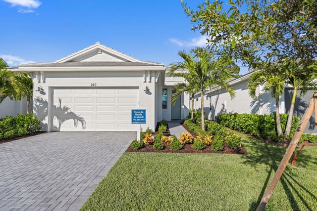 220 SE Via Sangro, Port St. Lucie, FL 34952