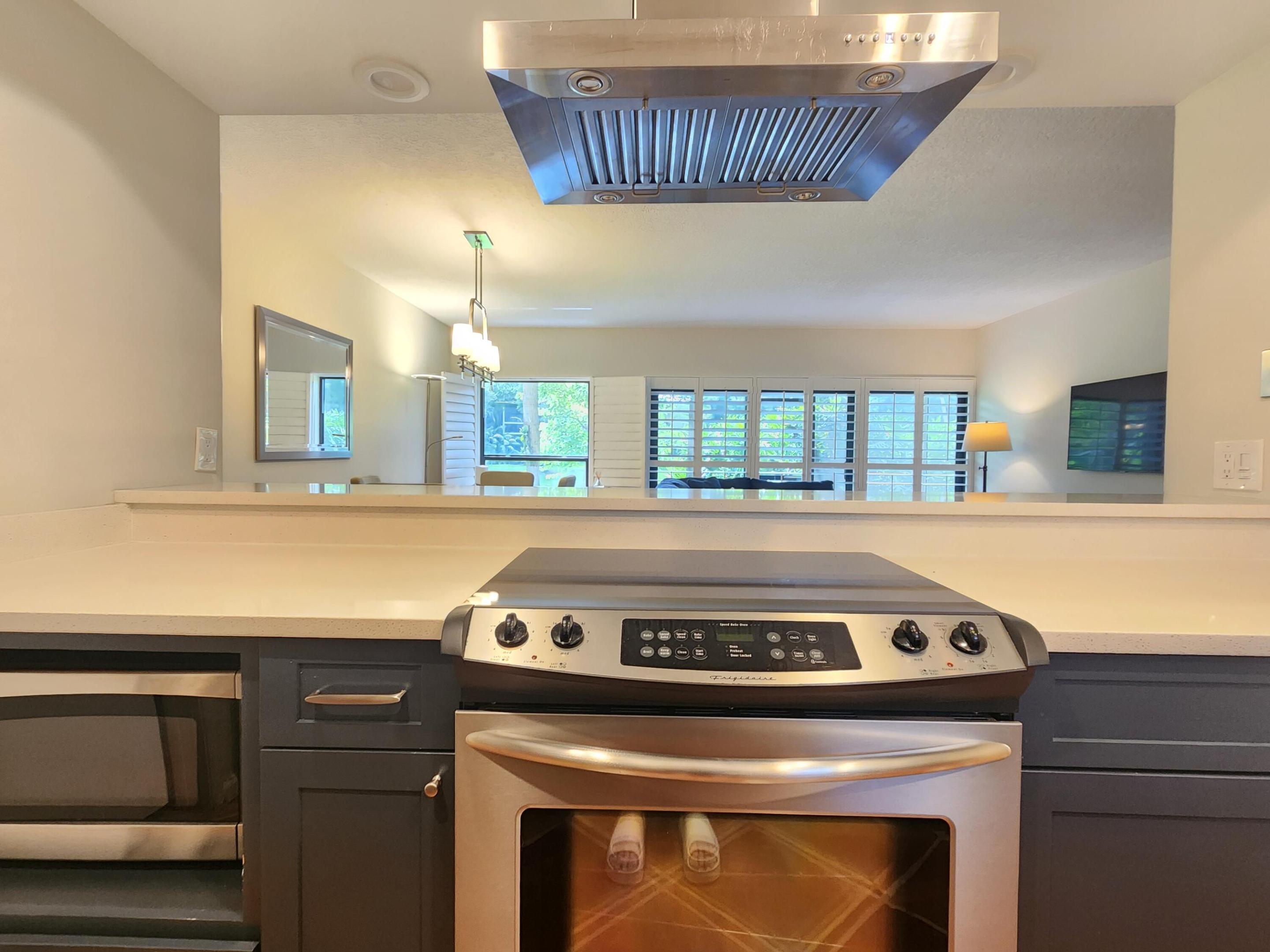 11863 Wimbledon Circle 416, Wellington, FL 33414 photo 18
