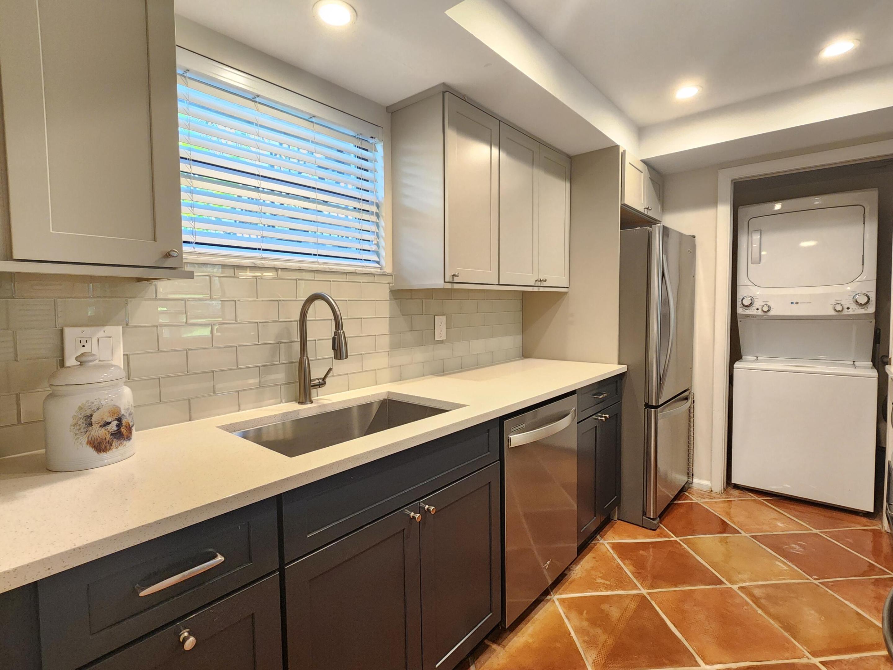 11863 Wimbledon Circle 416 — photo 9