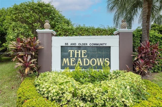 2000 SW 15th Place, Deerfield Beach, FL 33442