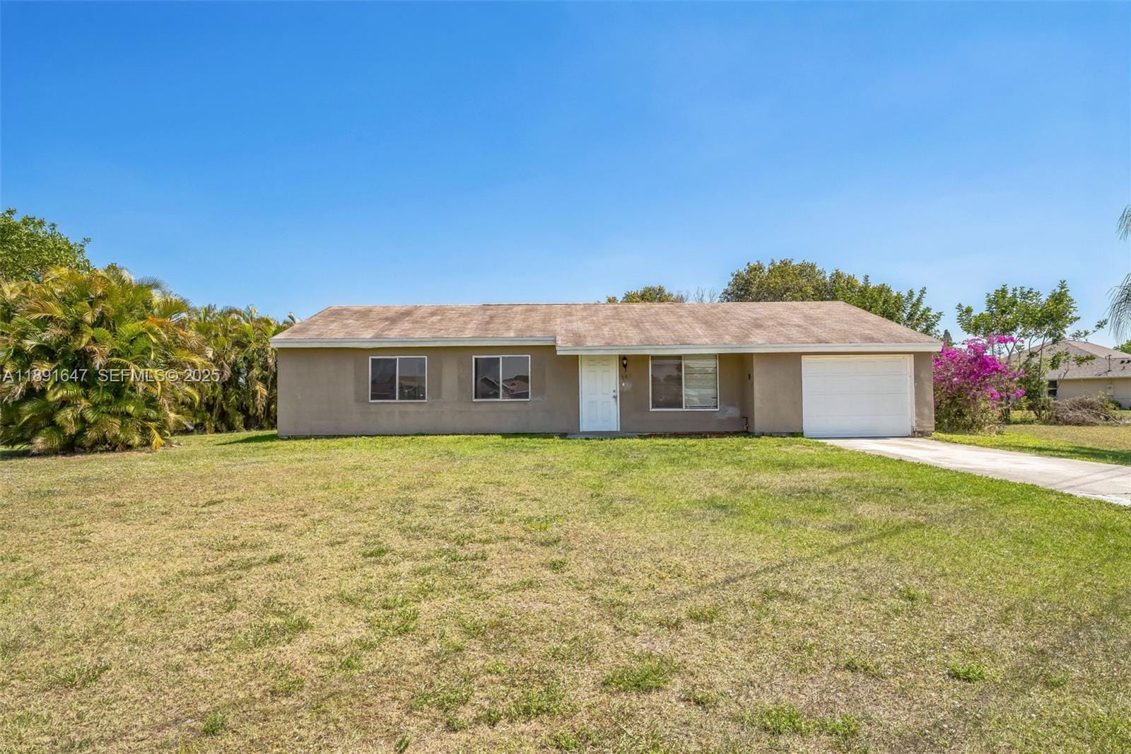 301 SE Whitmore Drive, Port St. Lucie, FL 34984