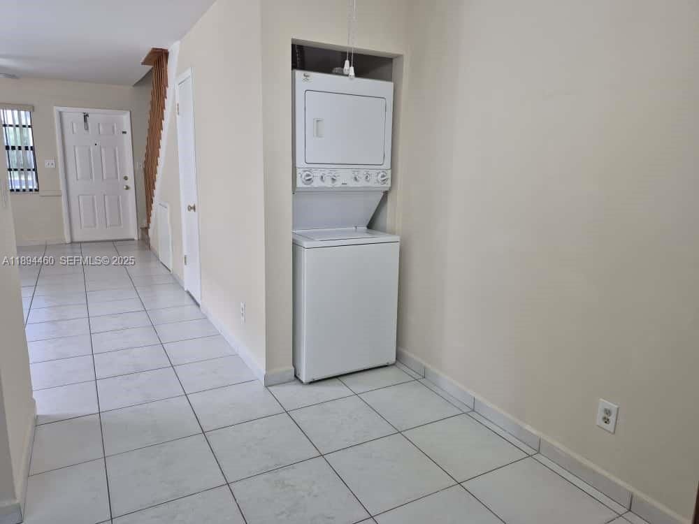267 NW 106th Terrace, Pembroke Pines, FL 33026 photo 13