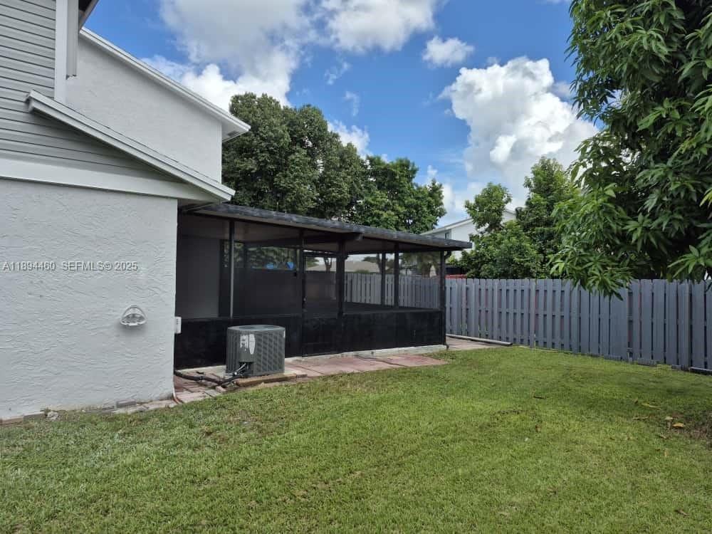267 NW 106th Terrace, Pembroke Pines, FL 33026 photo 17