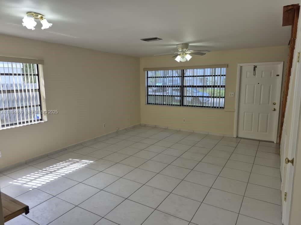 267 NW 106th Terrace — photo 4