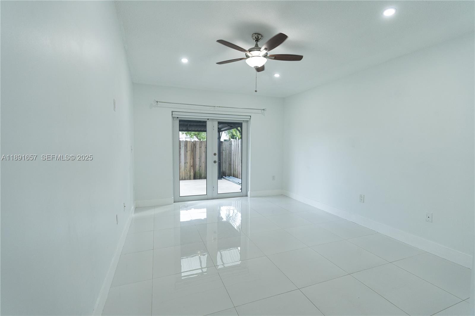 15126 SW 140th Terrace — photo 12