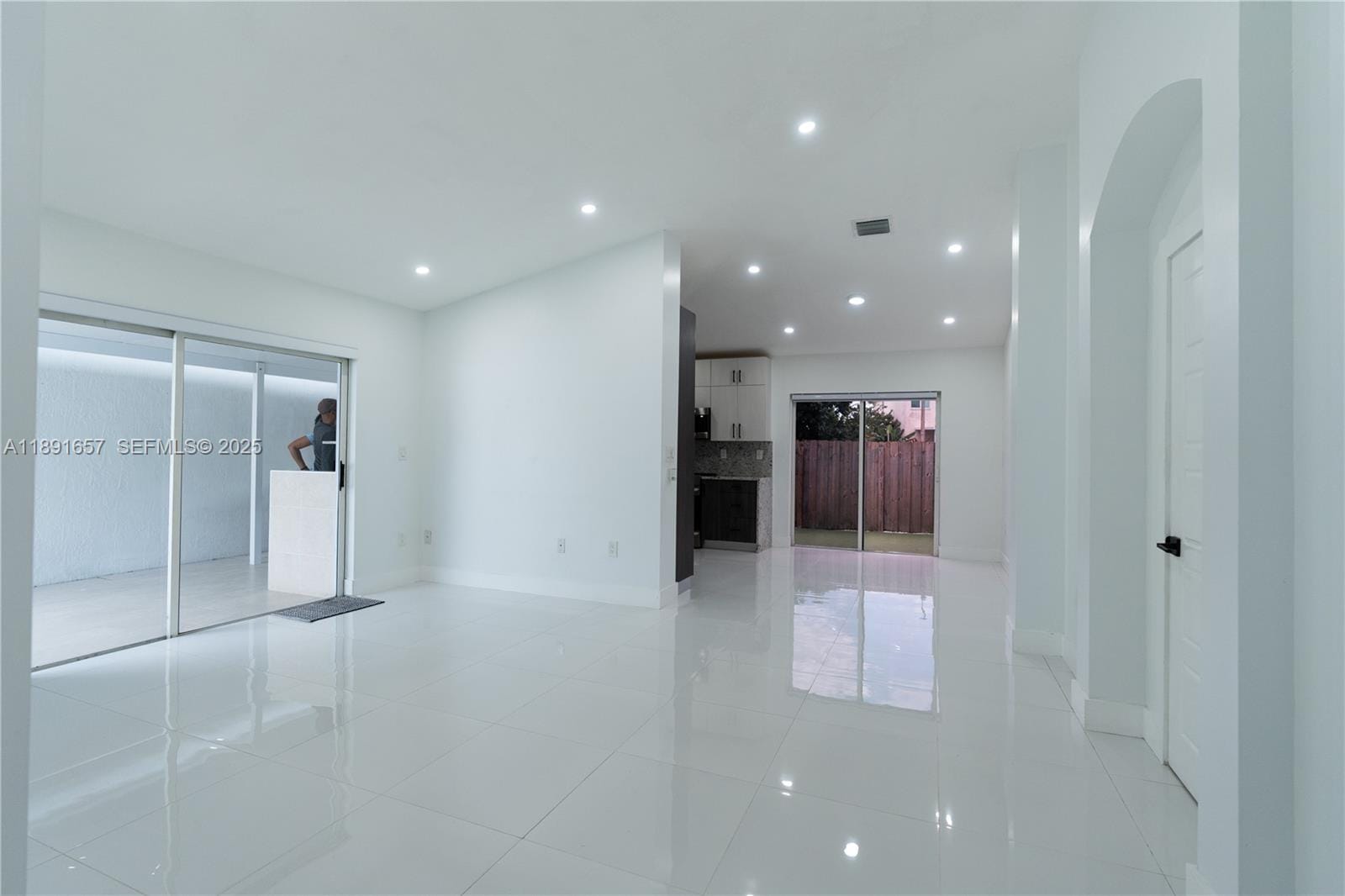 15126 SW 140th Terrace — photo 7