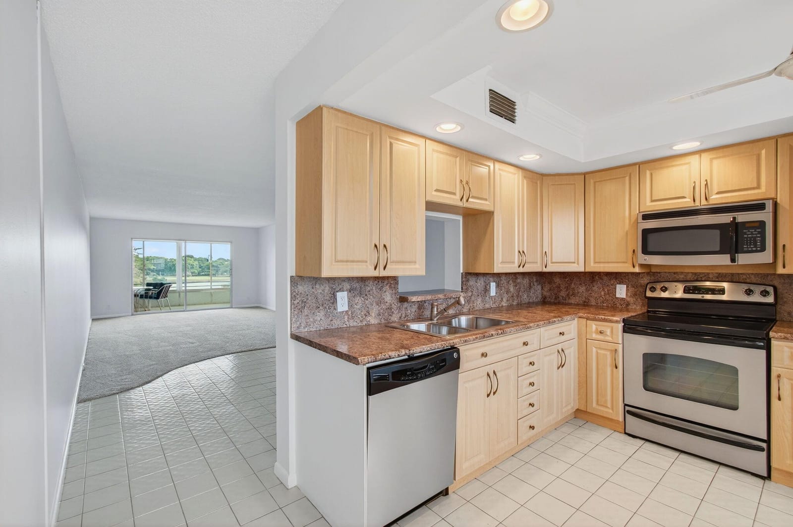 2902 Victoria Circle H4, Coconut Creek, FL 33066 photo 13