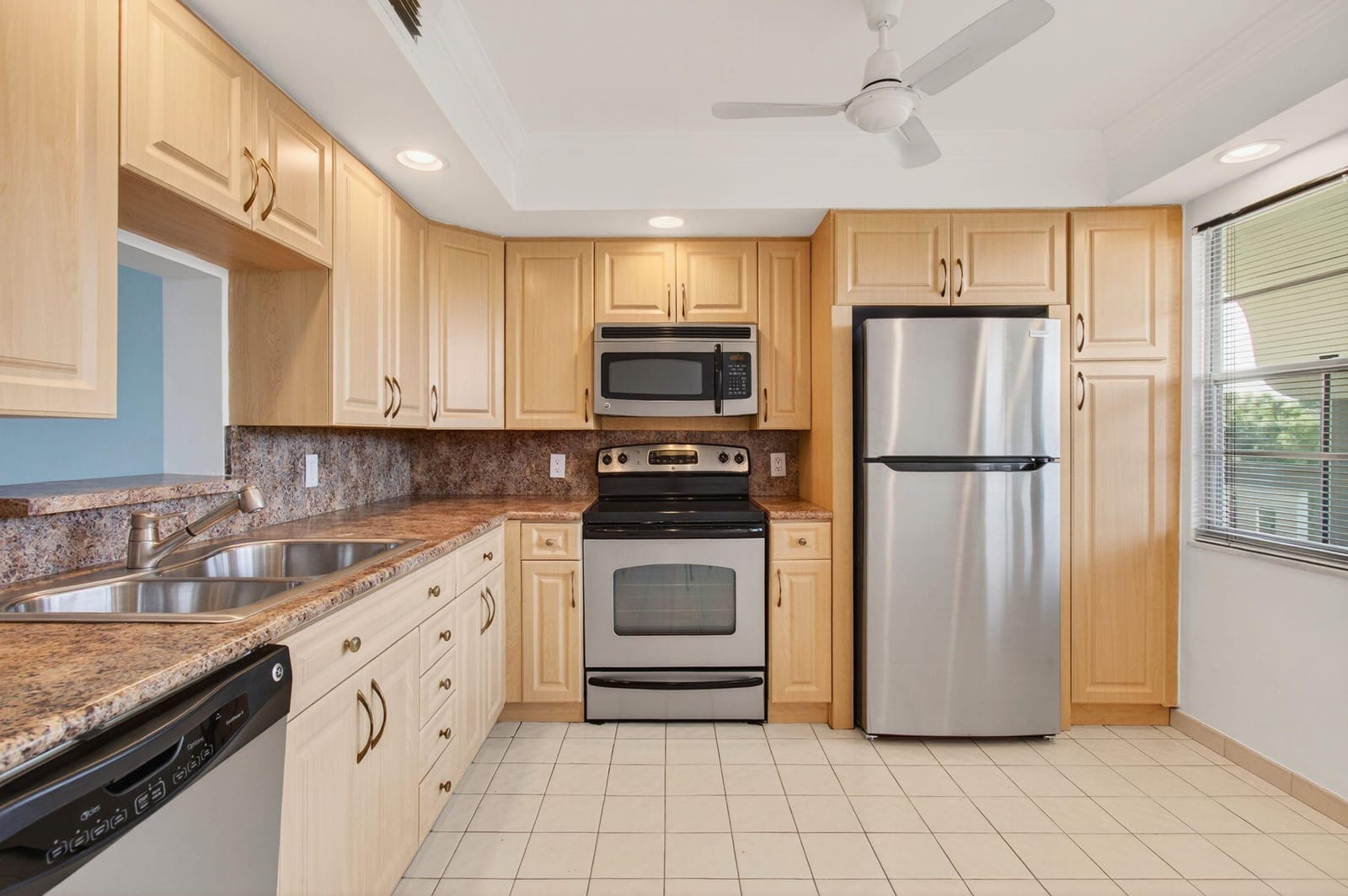 2902 Victoria Circle H4, Coconut Creek, FL 33066 photo 26