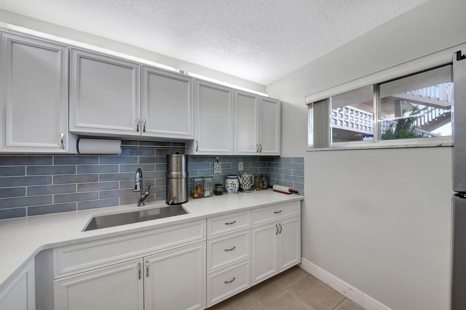 2812 S Garden Drive 109 — photo 10