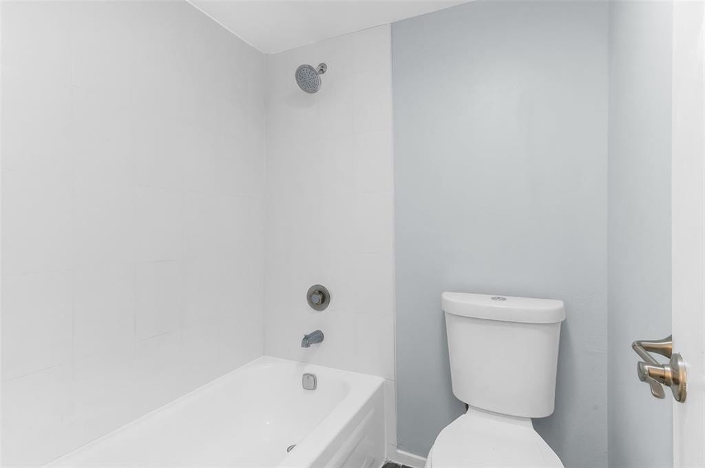 9091 Lime Bay Boulevard 312 — photo 10