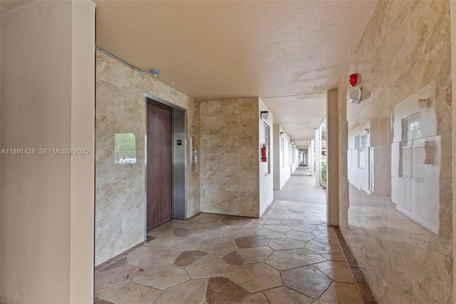 1251 SW 125th Avenue 211T — photo 3