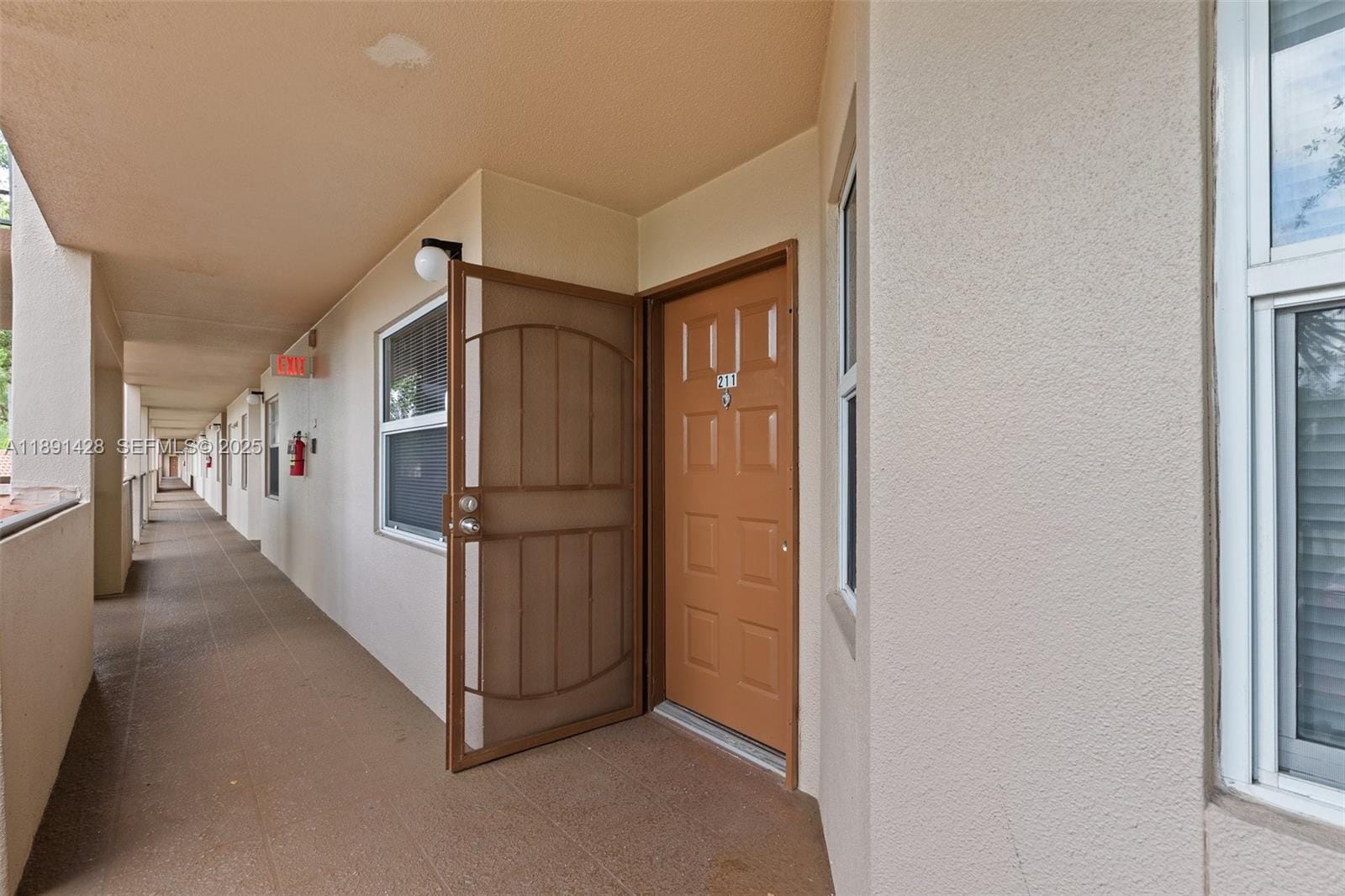 1251 SW 125th Avenue 211T — photo 4