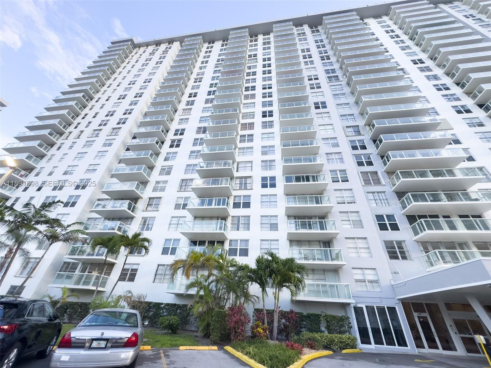 230 174th Street 920, Sunny Isles Beach, FL 33160 photo 21