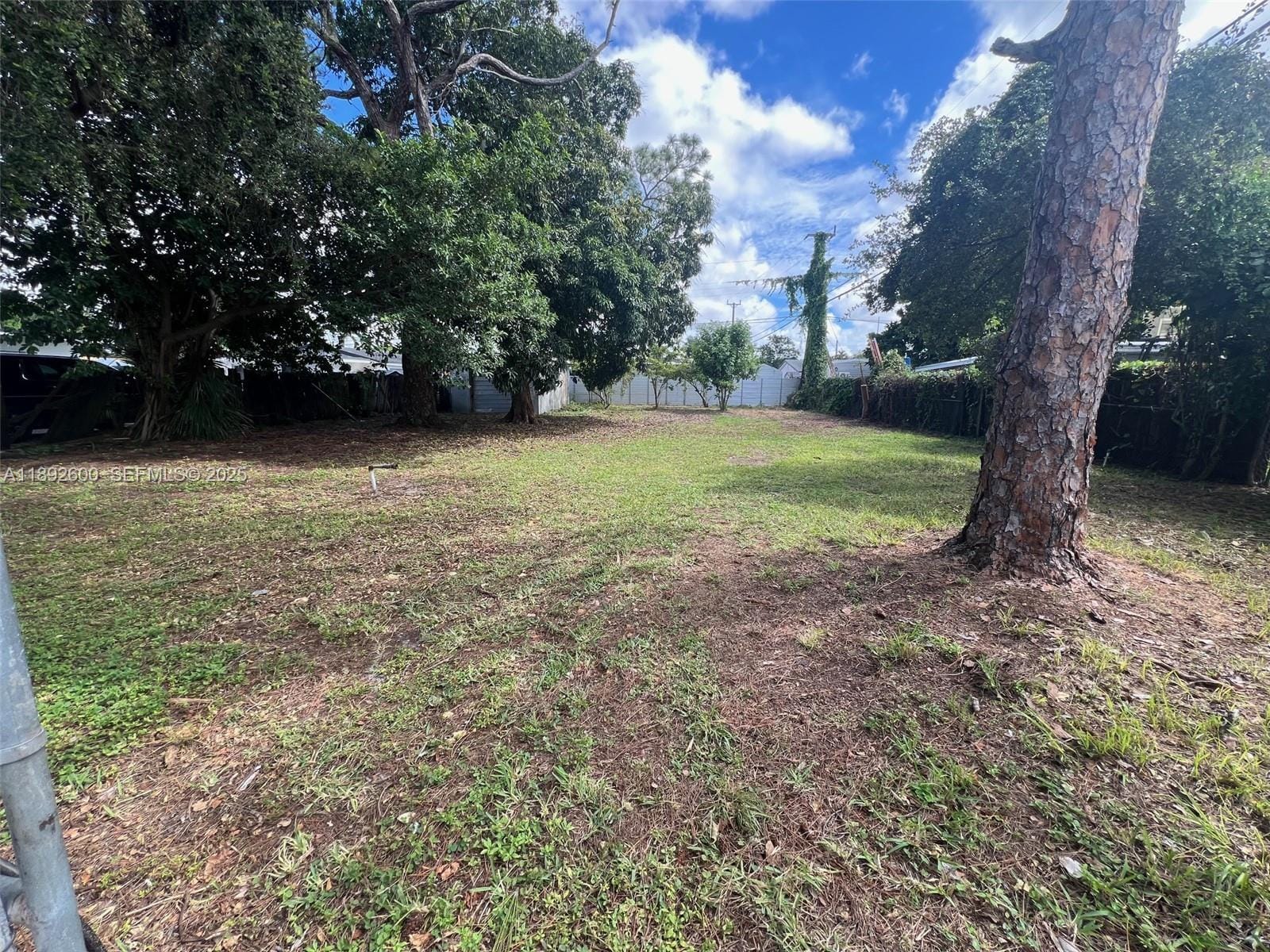 10421 NW 33rd Avenue, Miami, FL 33147 photo 2