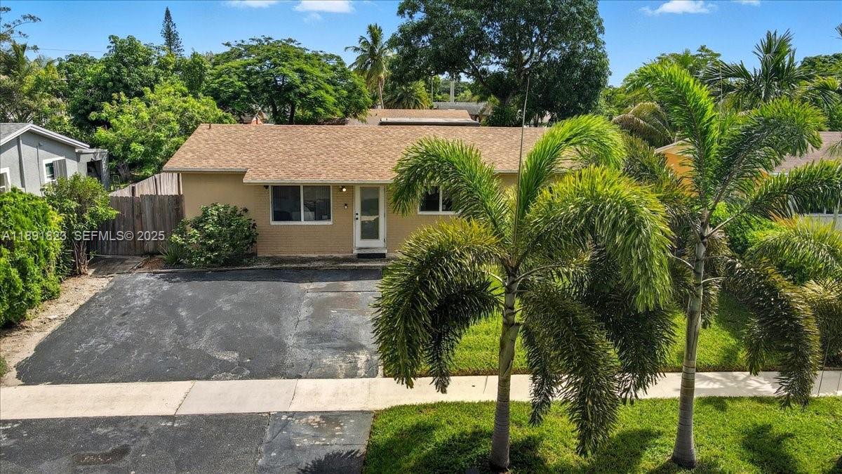 514 SW 72nd Terrace, North Lauderdale, FL 33068, North Lauderdale