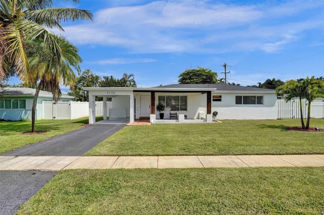 2136 NE 3rd Way, sold in Winfield Park Unit 1, Boca Raton, FL