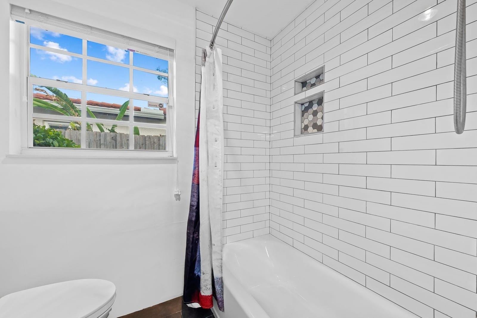 1316 Arthur Street, Hollywood, FL 33019 photo 17