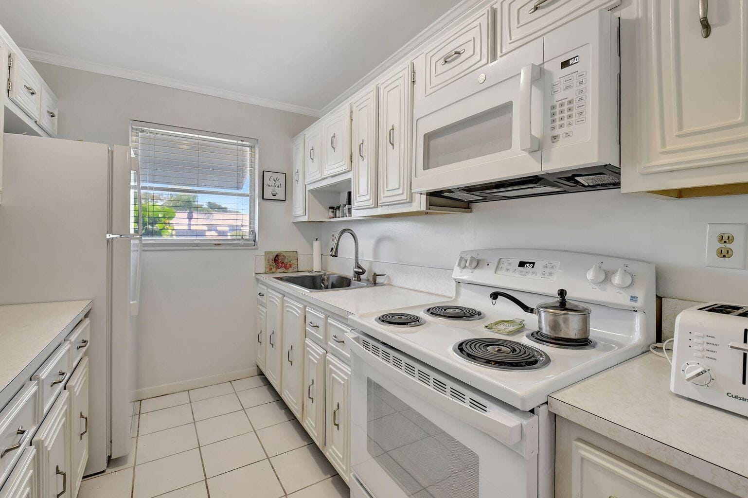 170 High Point Terrace E Apt B — photo 8