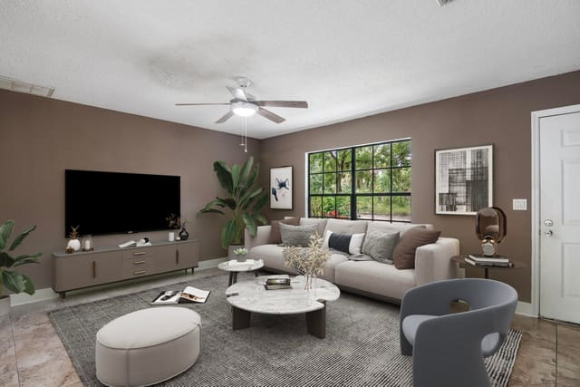 6125 7th Lane, sold in Pine Tree Park Unit No 4, Vero Beach, FL
