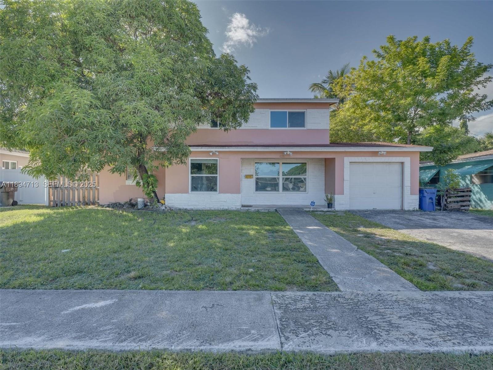 4233 NW 38th Avenue, Lauderdale Lakes, FL 33309
