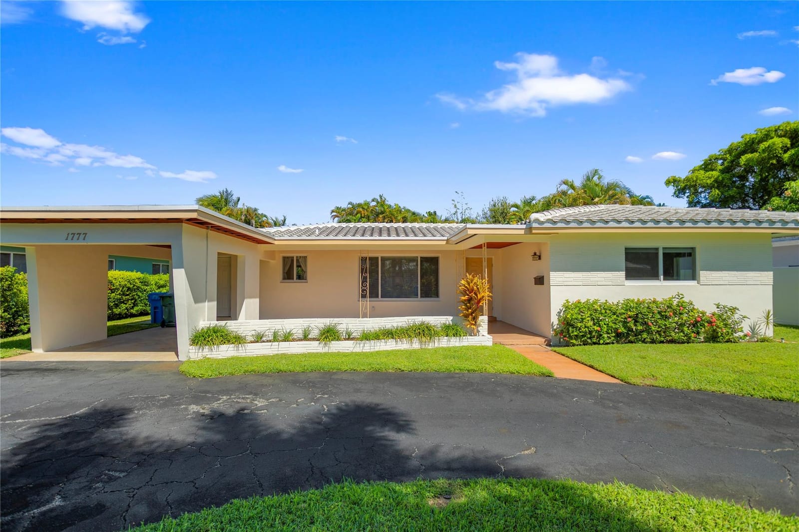 1777 NE 46th Street, Oakland Park, FL 33334 photo 2
