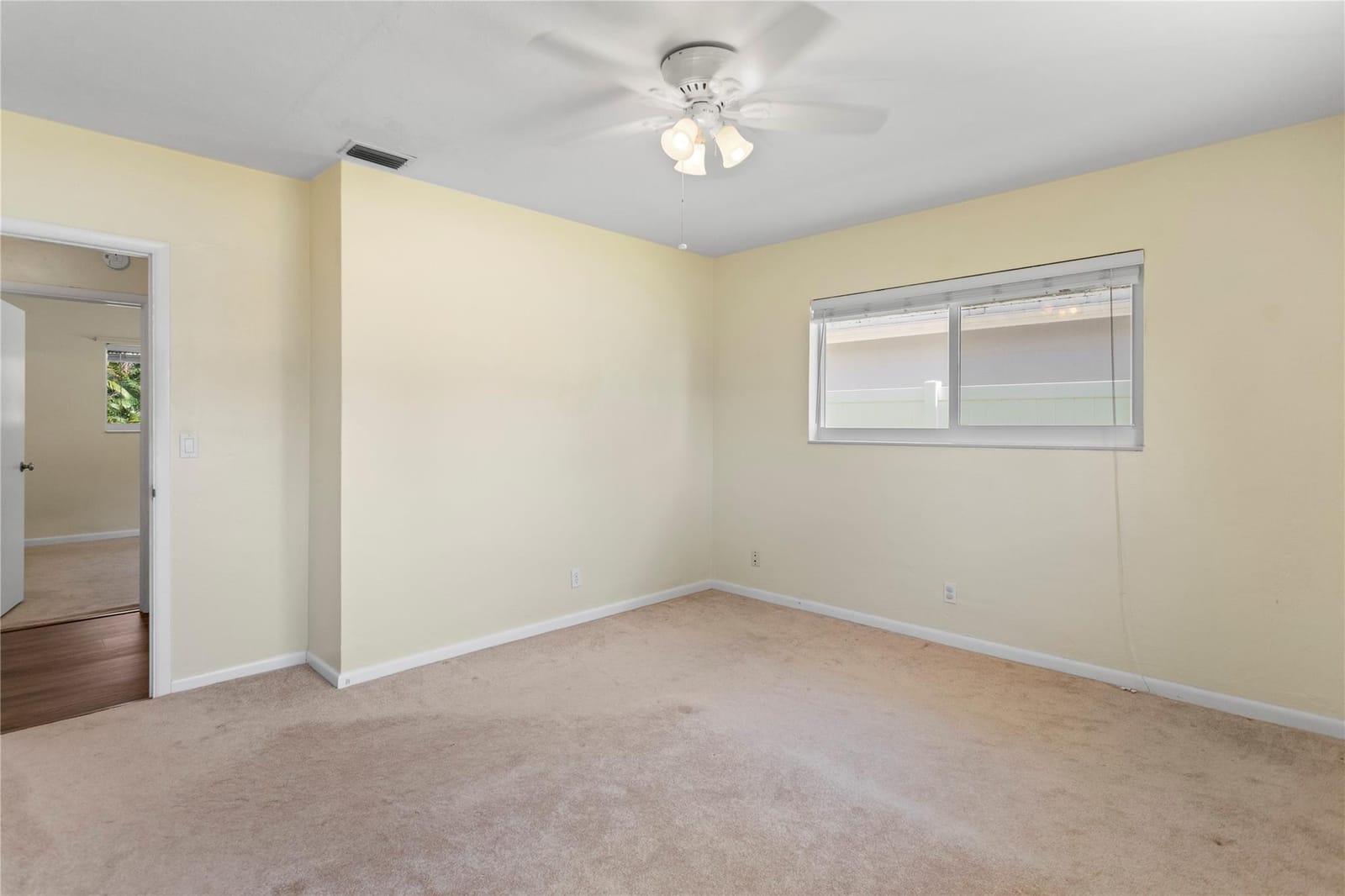 1777 NE 46th Street, Oakland Park, FL 33334 photo 17