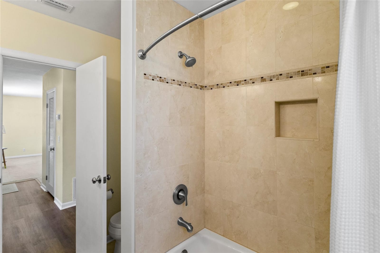1777 NE 46th Street, Oakland Park, FL 33334 photo 19