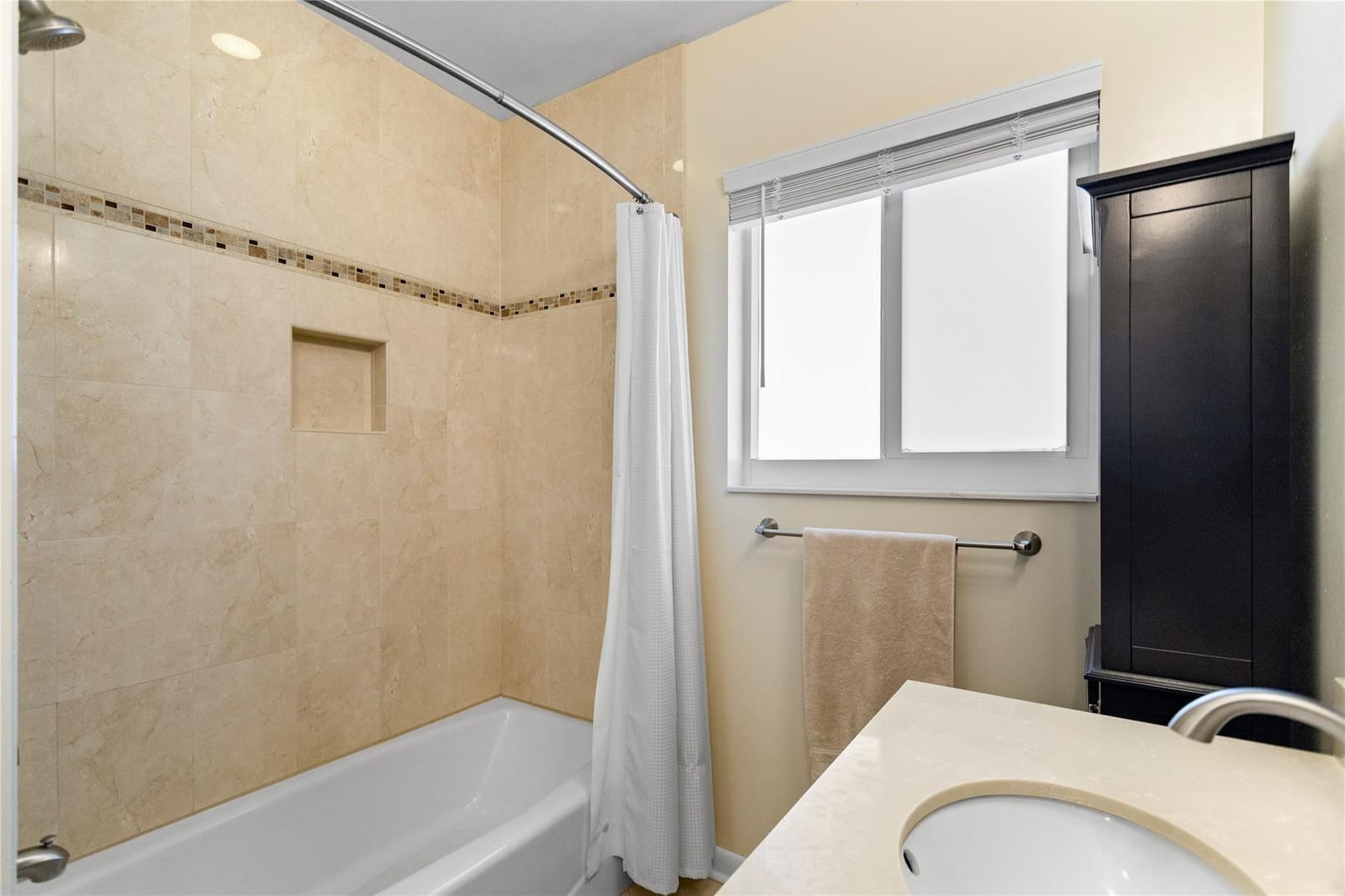 1777 NE 46th Street, Oakland Park, FL 33334 photo 20