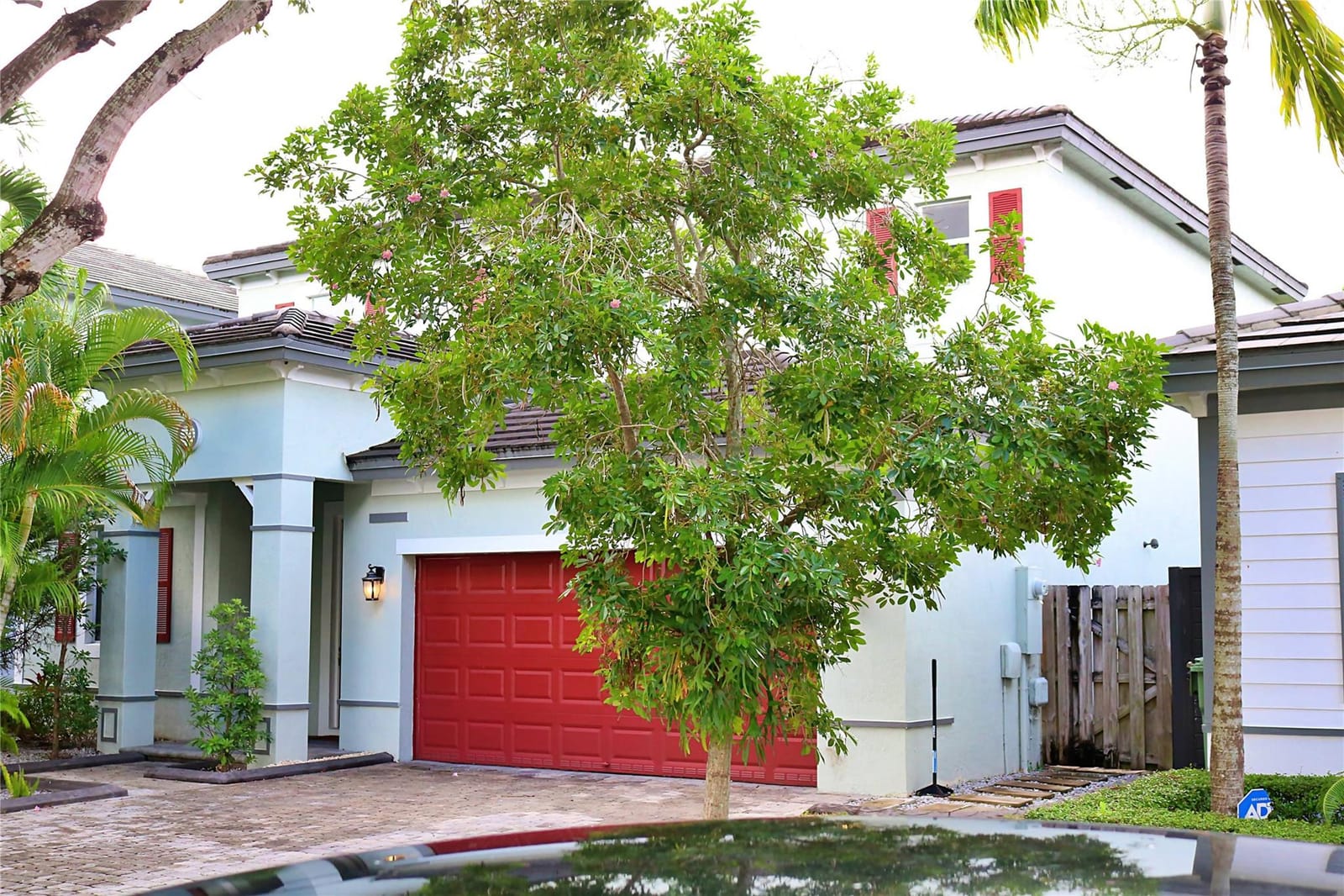 2872 NE 1st Drive — photo 4
