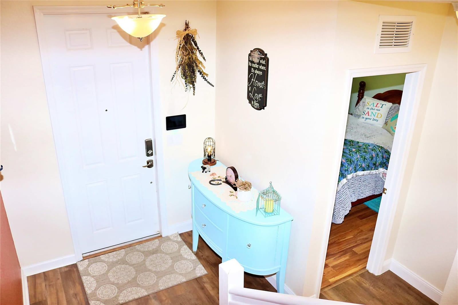 2872 NE 1st Drive — photo 5