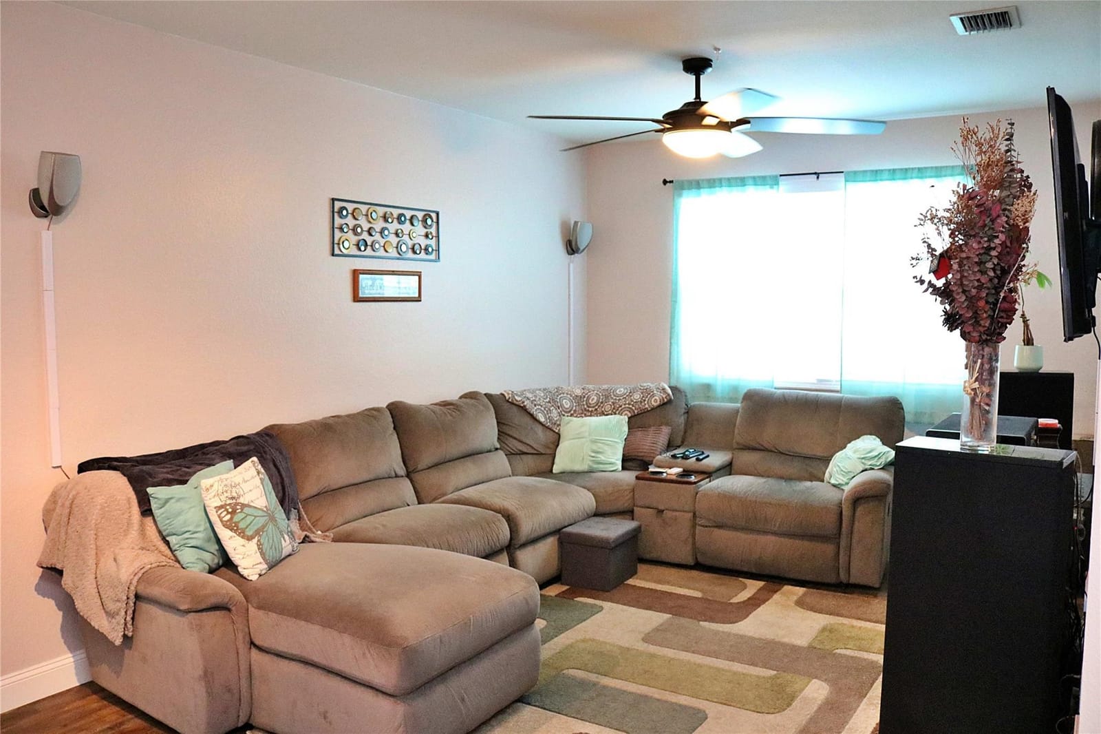 2872 NE 1st Drive — photo 10