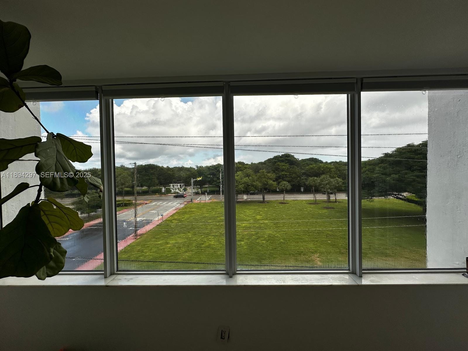 8233 Harding Avenue 403, Miami Beach, FL 33141 photo 12