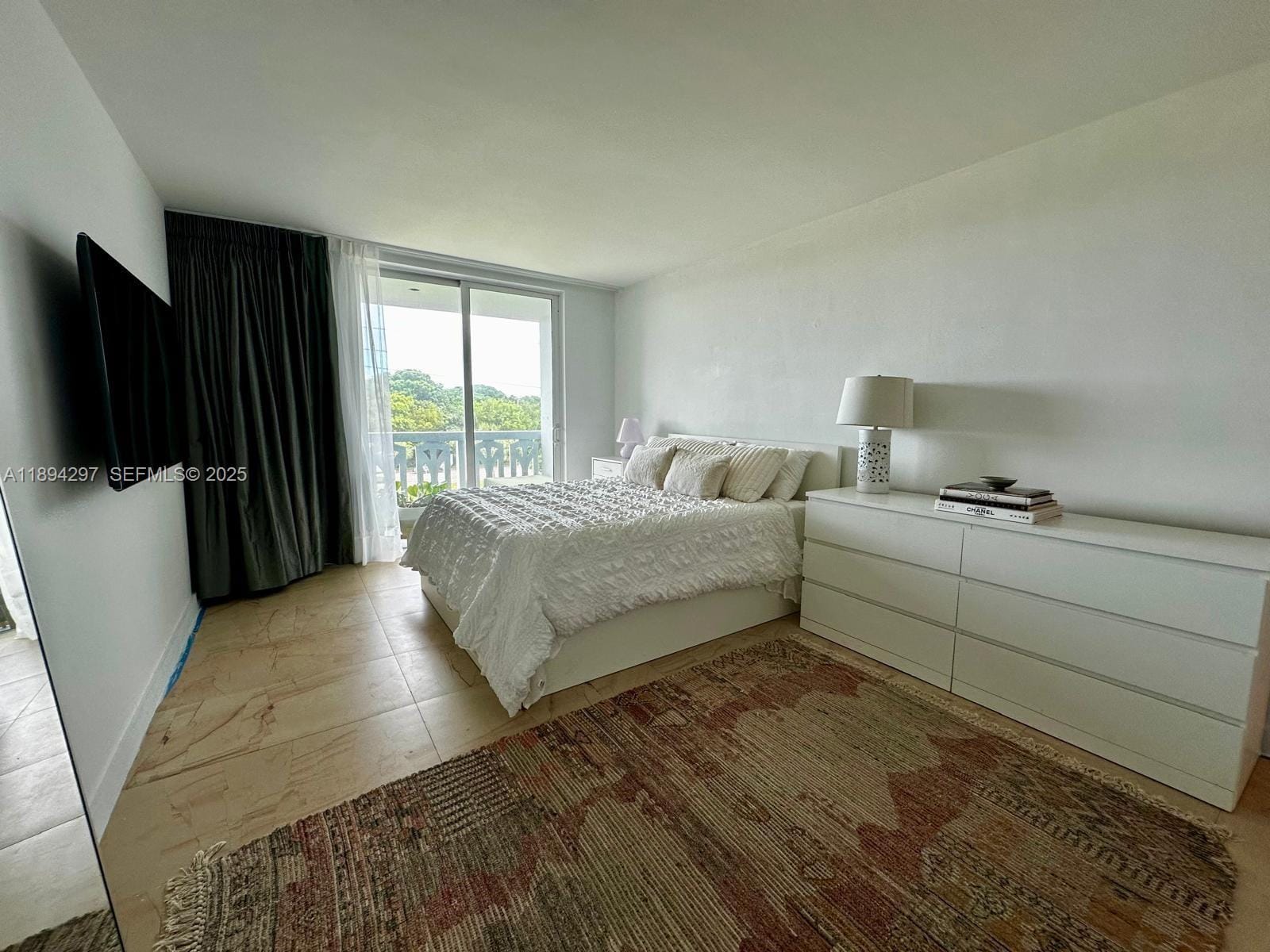 8233 Harding Avenue 403, Miami Beach, FL 33141 photo 6
