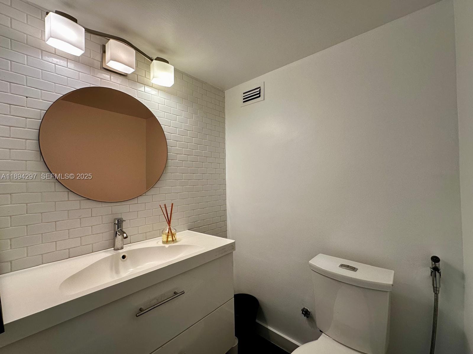 8233 Harding Avenue 403, Miami Beach, FL 33141 photo 10