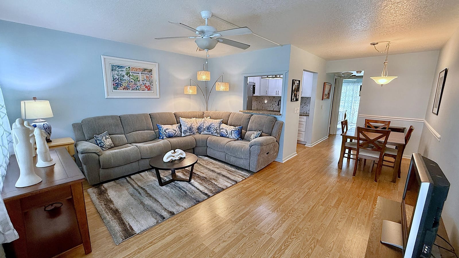 294 Farnham M 294 — photo 8