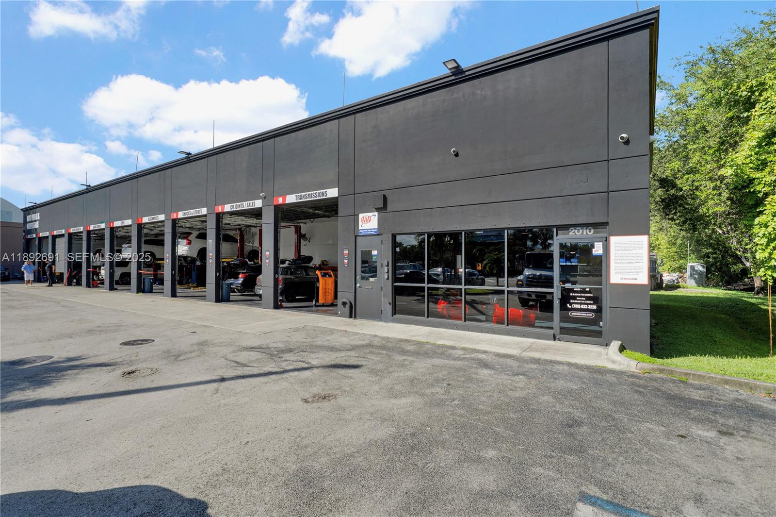 Established Service Established Service & Repair Car Shop, Sweetwater, FL ., Sweetwater