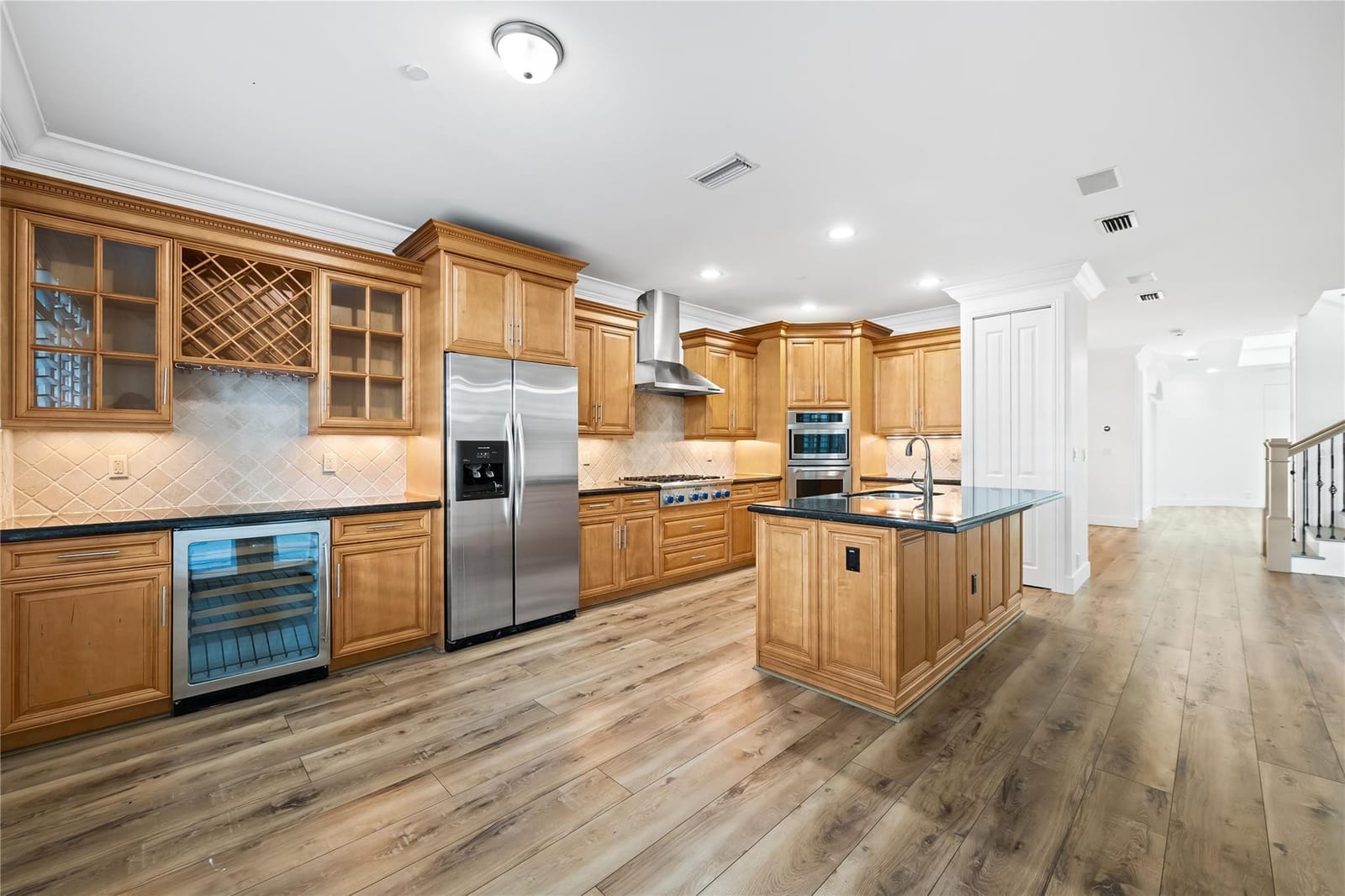 218 NE 15th Avenue 218, Fort Lauderdale, FL 33301 photo 16