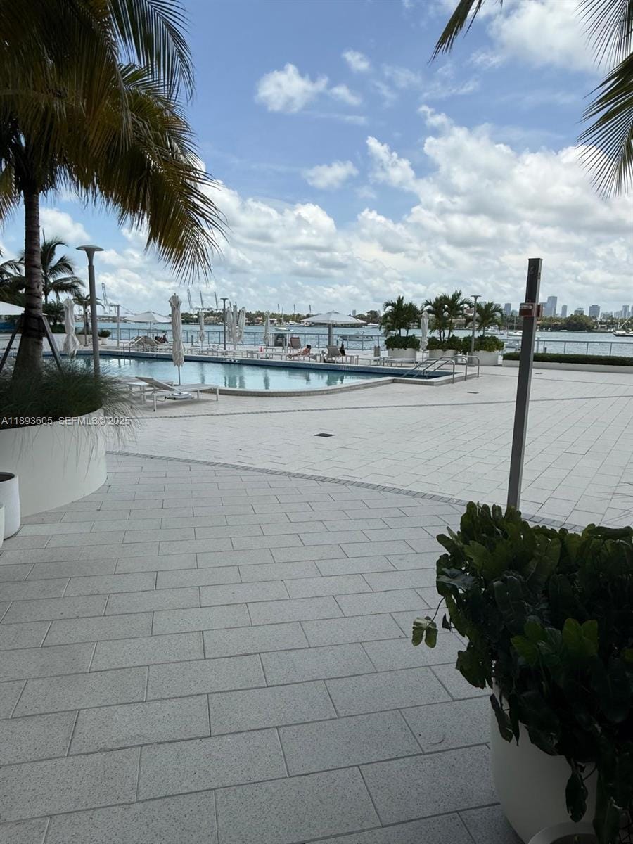1000 West Avenue 306, Miami Beach, FL 33139 photo 14