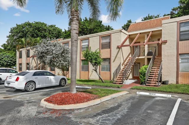 7360 NW 18th Street 103, sold in 8 Of Palm Springs 2 Condo, Margate, FL
