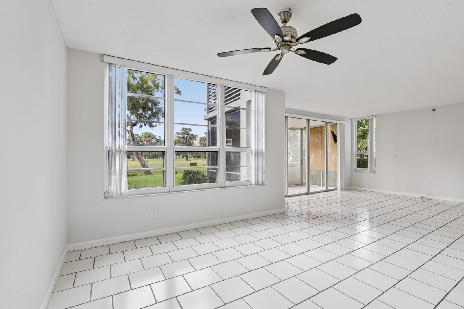 4015 W Palm Aire Drive 106, Pompano Beach, FL 33069 photo 18