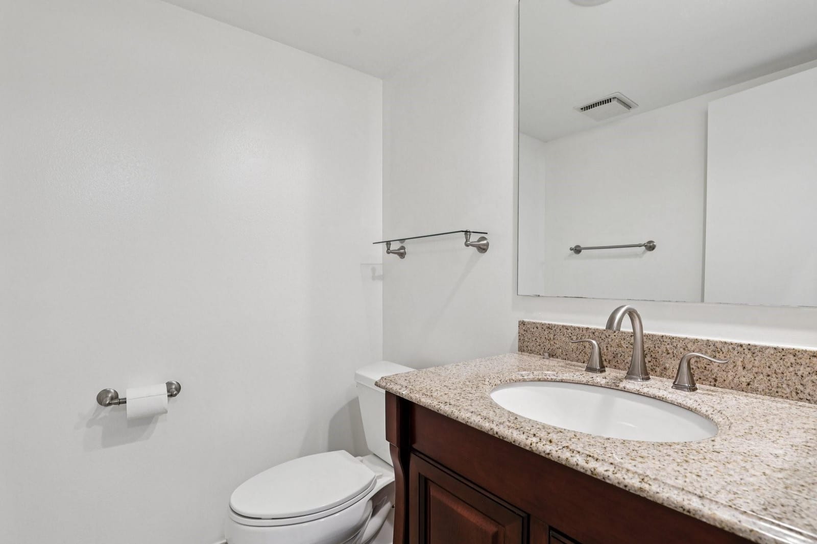 4015 W Palm Aire Drive 106 — photo 8