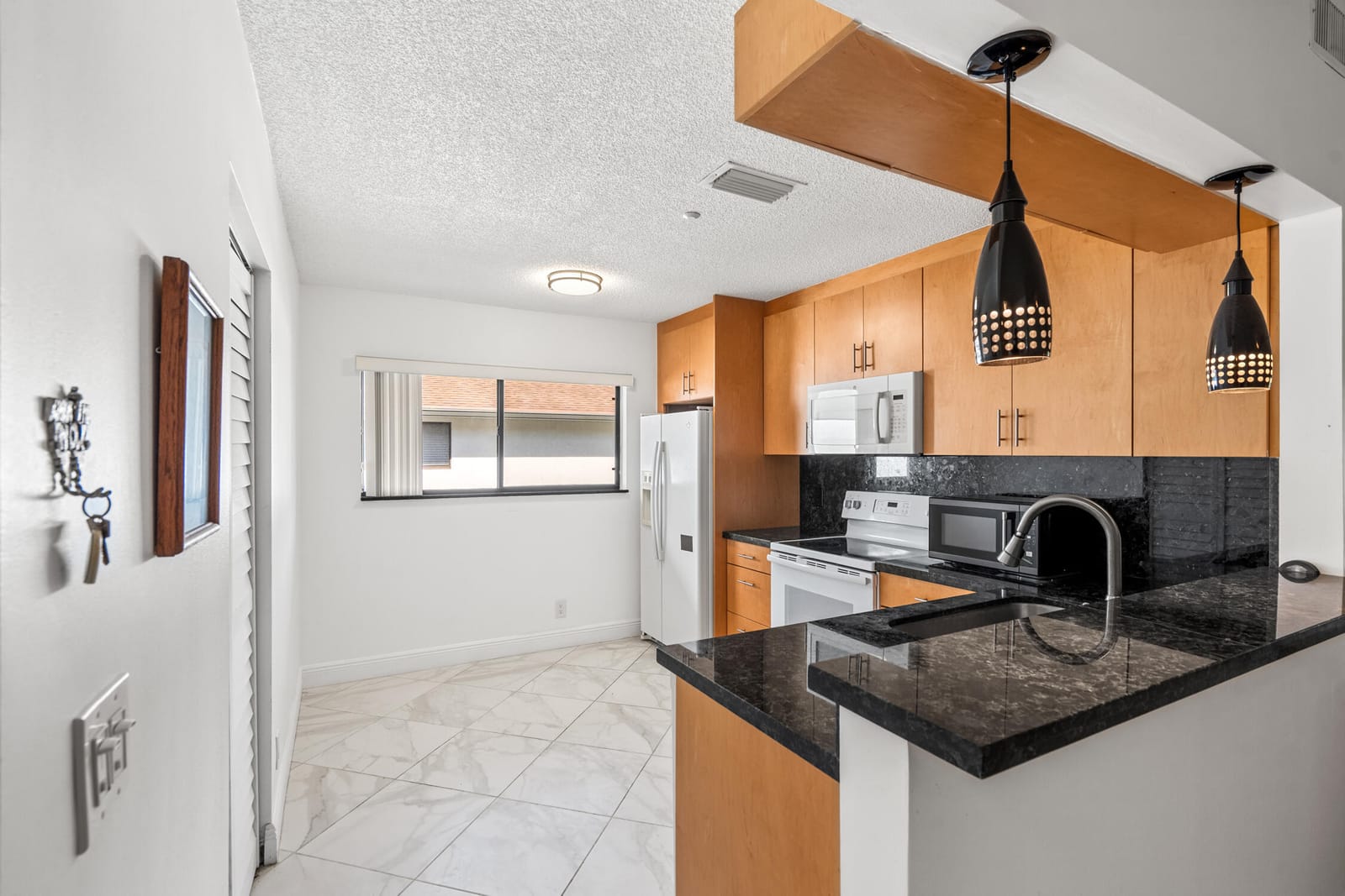 15364 Lakes Of Delray Boulevard 66, Delray Beach, FL 33484 photo 3