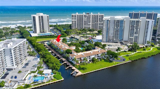 4401 N Ocean Boulevard 16, Boca Raton, FL 33431
