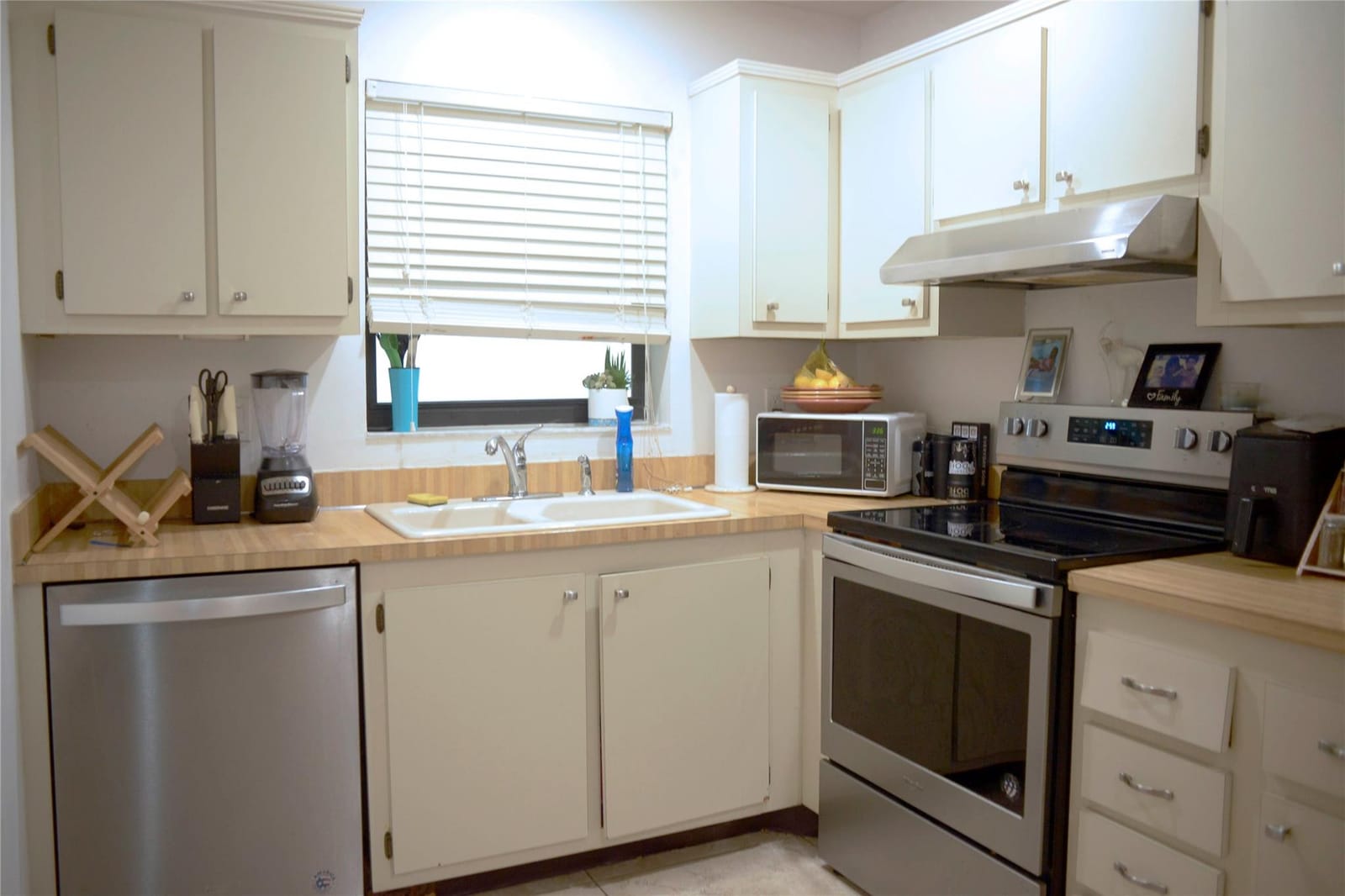 2161 W Woolbright Road M202 — photo 7